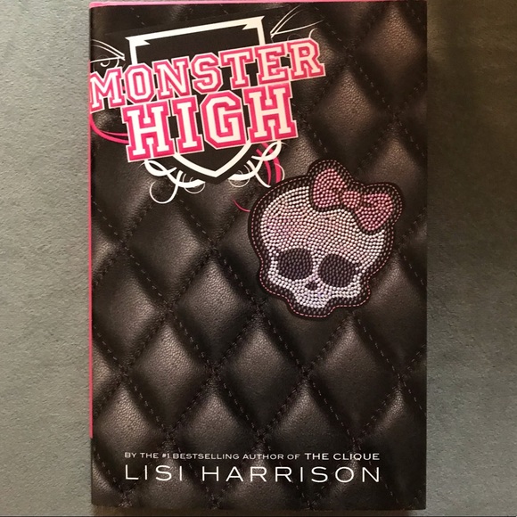 Lot of 2 Monster High HARDCOVER book by Lisi Harrison - Picture 3 of 10